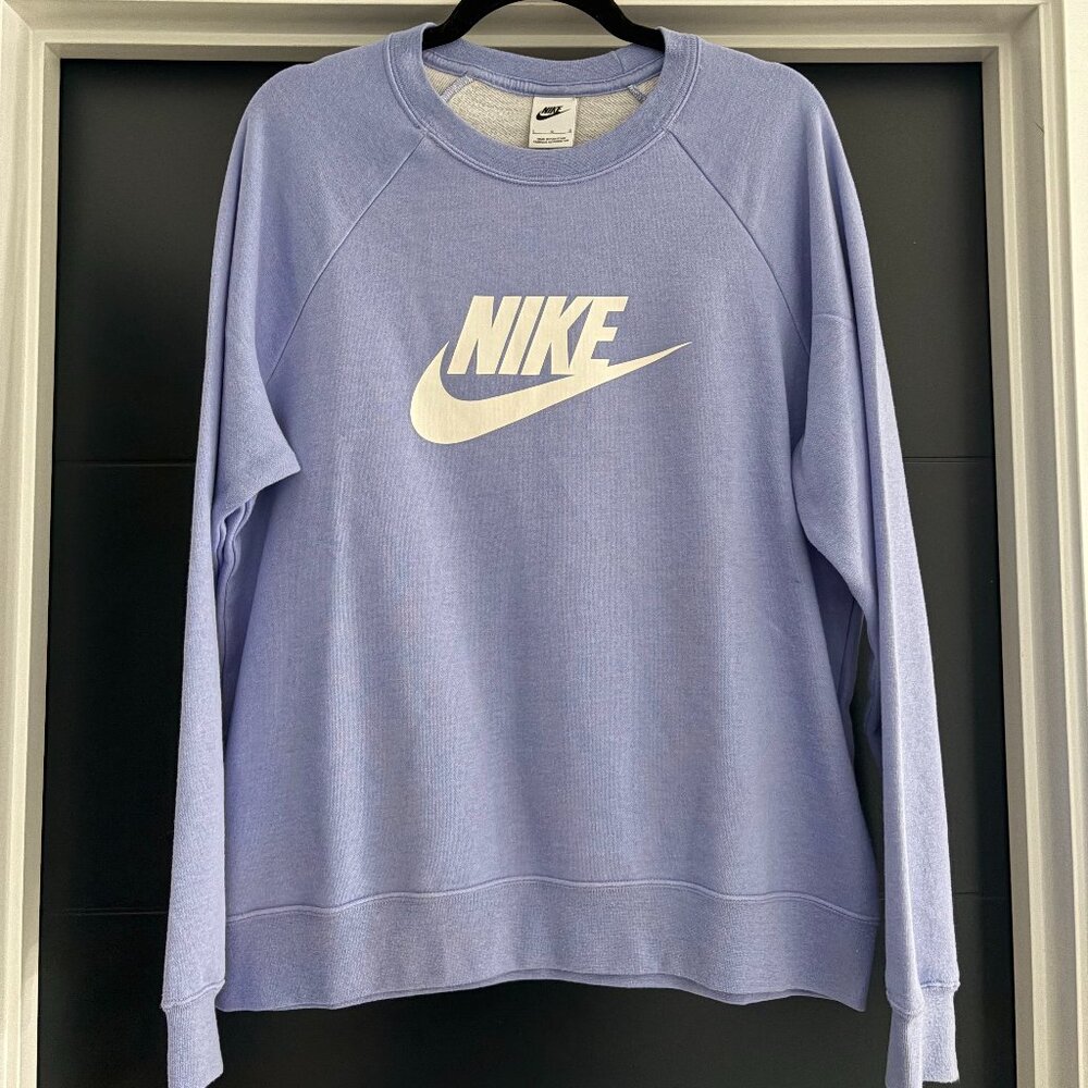Title: Nike Lilac Crewneck Sweatshirt | Classic Swoosh Logo Large